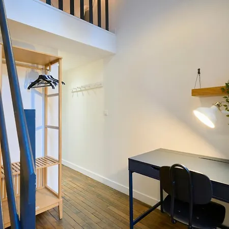 Bright 3-bedroom 2-bathroom Flat. * Lille